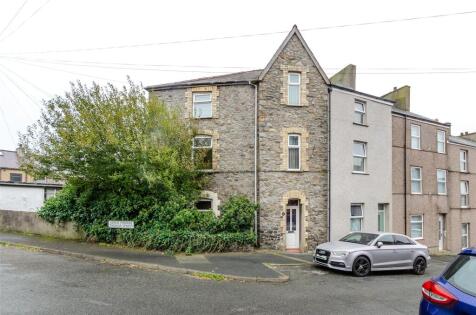 Thomas Street, Caernarfon, Gwynedd, LL55
