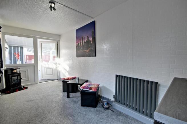 Dining Room/Bedroom3