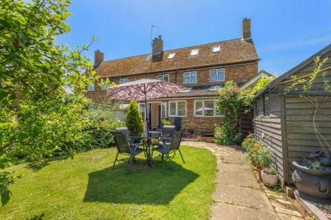 Chestnut View, Chilton Road, HP18