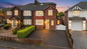11, Old Hall Road, Manchester M45 7QW