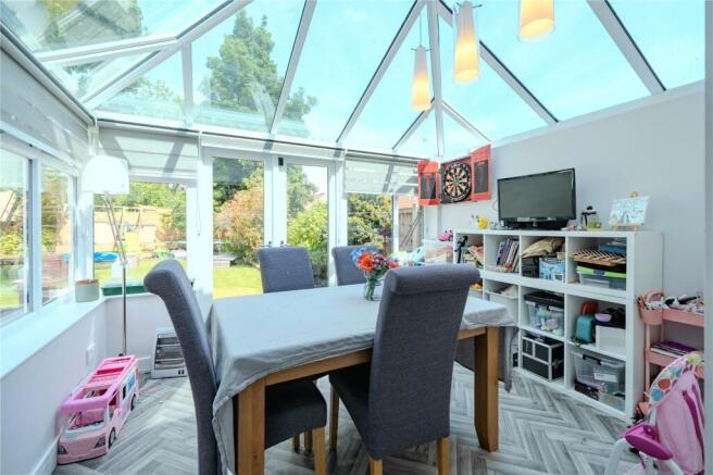 3 bed Semi-Detached for sale Image 10