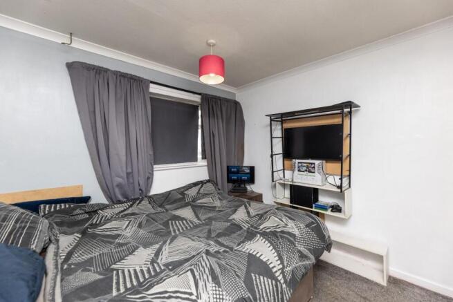 3 bed Semi-Detached for sale Image 7