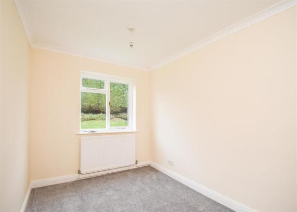 7 Reynolds Close - Bed 3.jpg