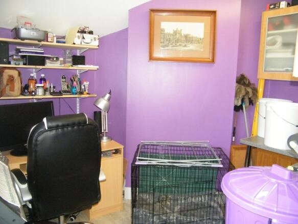 Bedroom 3/Office