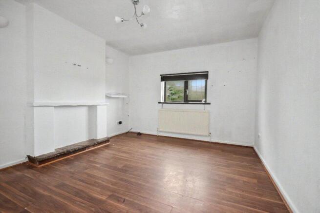 2 bed Town House for sale Image 4