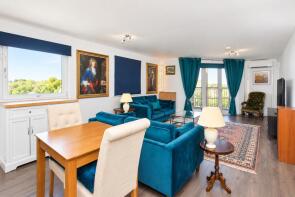 136, Hawksbill Way, Peterborough PE2 8NW