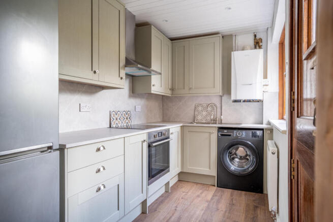 2 bed Terraced for sale Image 8