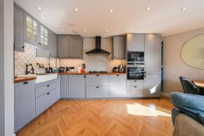 Apartment 1, 1, Benwell Road, London N7 7AY