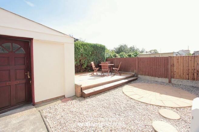rear garden &a...