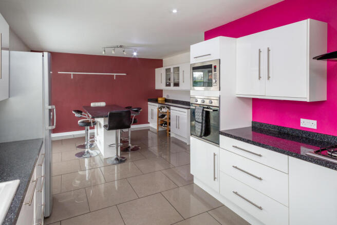 Kitchen Diner 2
