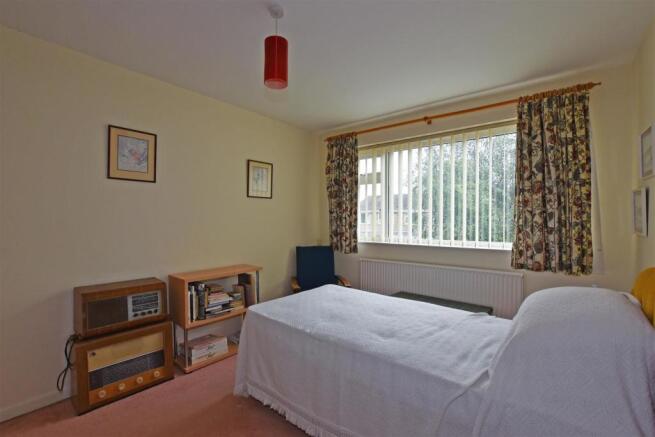 Master Bedroom.JPG
