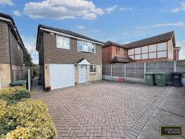 25, Deirdre Close, Wickford SS12 0AZ