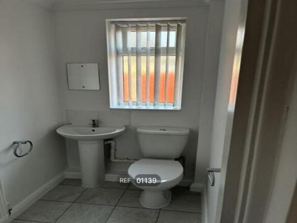 1 bed Apartment to rent Image 8