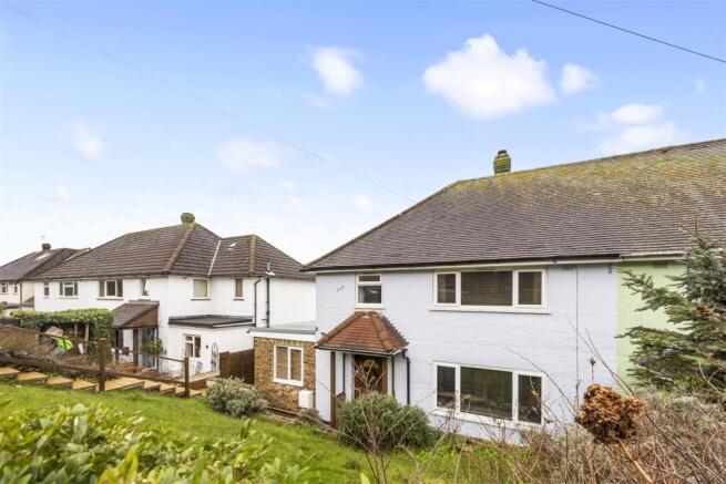 117 CARDEN HILL (15).JPG