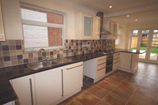 KITCHEN / BREAKFAST ROOM