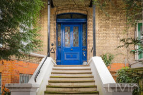 First Floor Flat, 22, Warham Road, South Croydon CR2 6LA