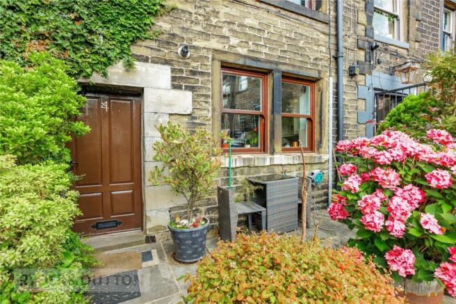 4 bed Terraced for sale Image 11