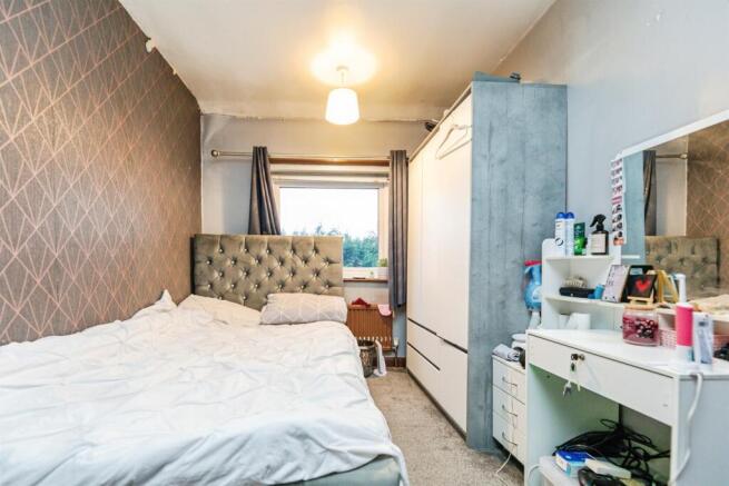 3 bed Semi-Detached for sale Image 7