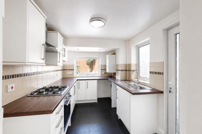 Bonsor Road, Folkestone, Kent, CT19 photo 4