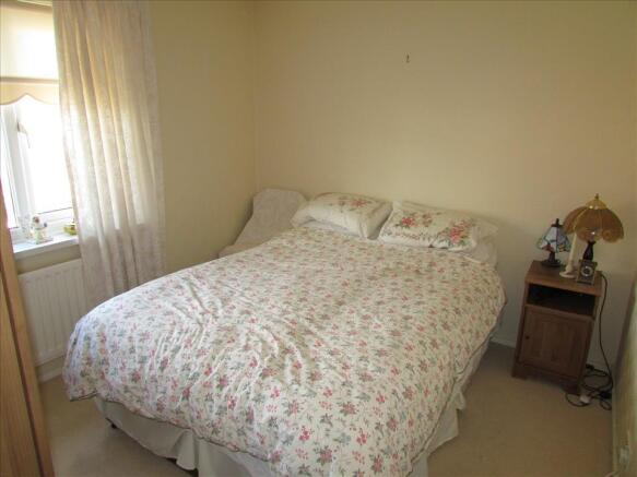 BEDROOM 2