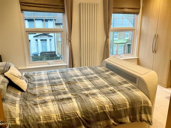 Bed1 pic1.jpg