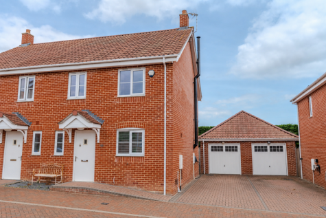 Meadowlands, Wrentham, NR34 7FE