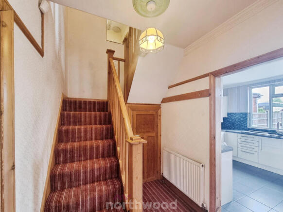 2 bed Semi-Detached for sale Image 8
