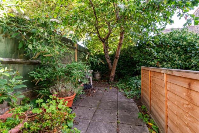 3 Brightwell Crescent SW17 external 1.jpg