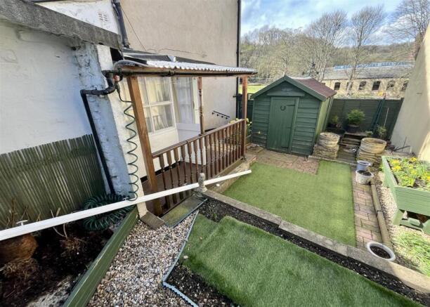 1 bed Semi-Detached for sale Image 4