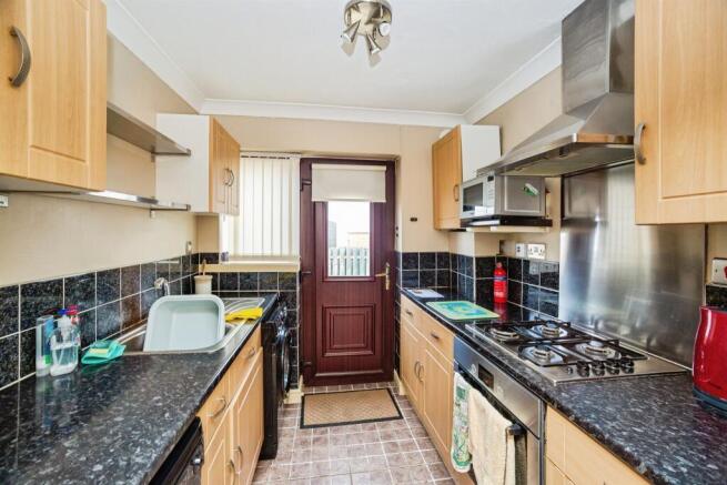 Chilwell Close, Barnsley photo 4
