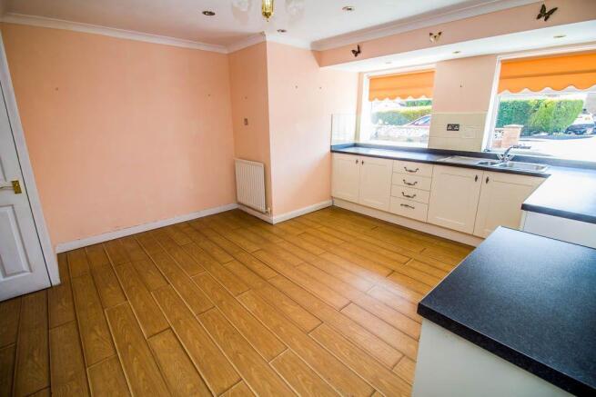 Kitchen 4
