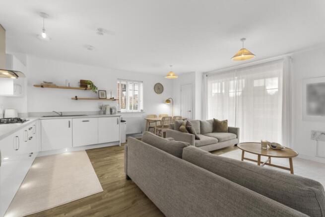 Kingfisher Way, Harlow, Essex, CM17 photo 5