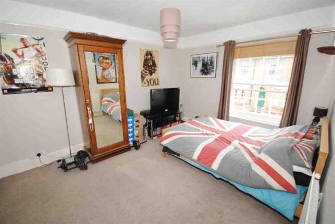 Photo 11