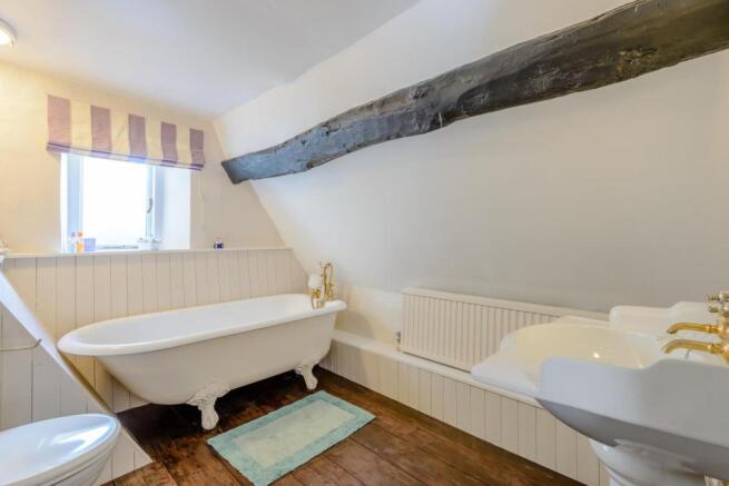 En Suite Bathroom