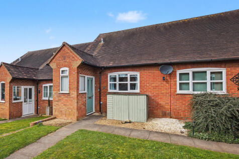 Orchard Close, Thame
