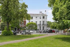 Wentworth House, The Green, Richmond TW9 1PB