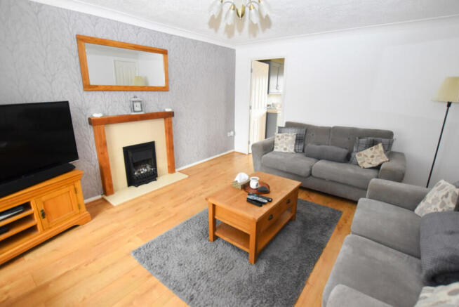 Lounge 1