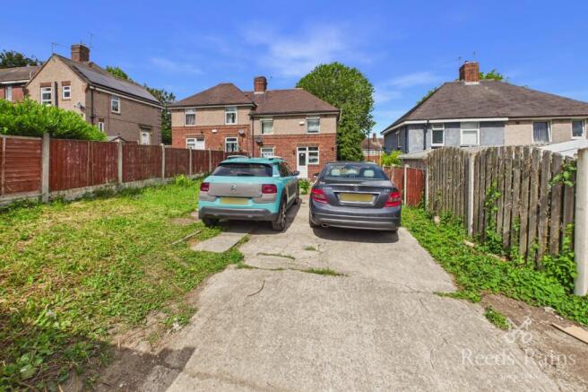3 bed Semi-Detached to rent Image 8