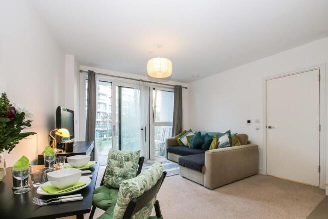 Lounge / Kitchen