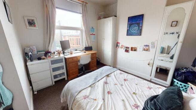 4 bed End of Terrace to rent Image 6