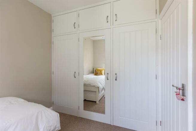 Wold View Bedroom 2-2.jpg