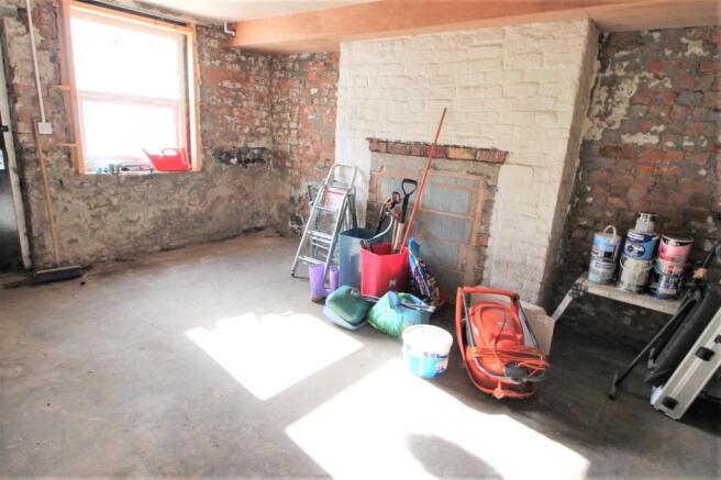 Basement room 2.JPG