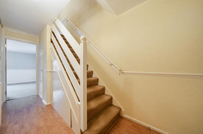 2 bed Flat for sale Image 7