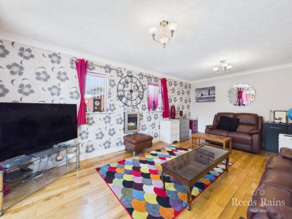 3 bed Detached for sale Image 4
