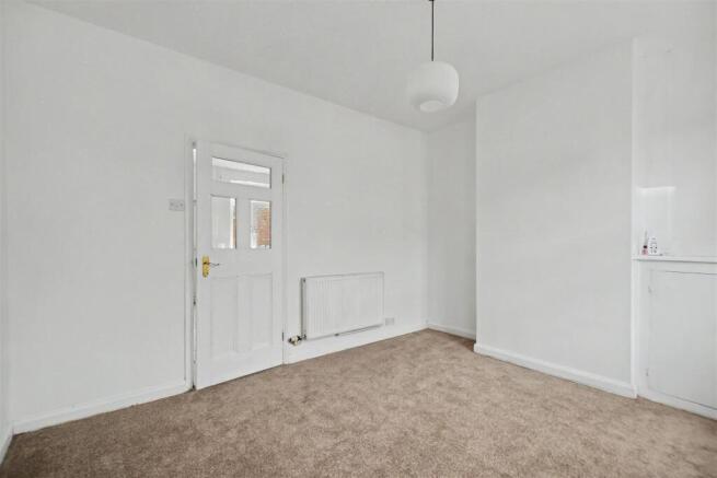 Lower Orchard Street, Stapleford, Nottingham photo 4