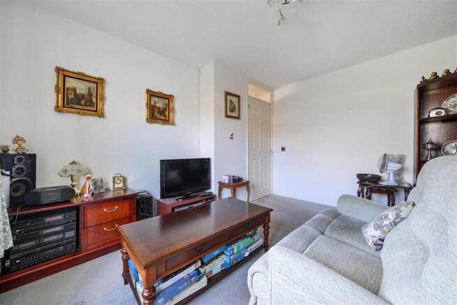 Brook Rd Sitting Room..jpg