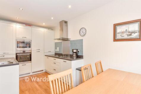 Albion Drive, Larkfield, Aylesford, Kent