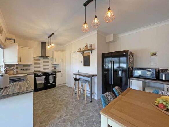 Dayton Close 51 Kitchen 0.jpg