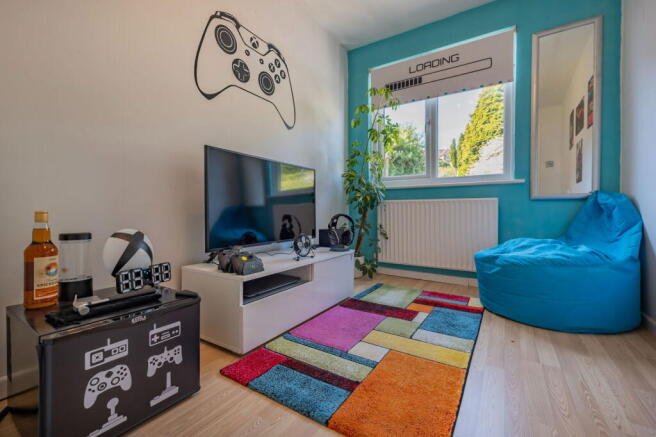 Photo 8