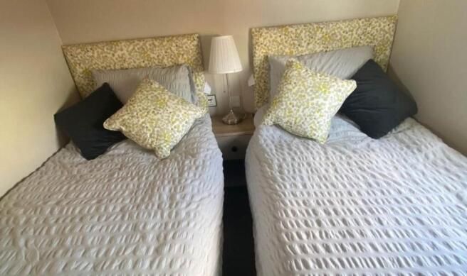 2 bed Caravan for sale Image 9